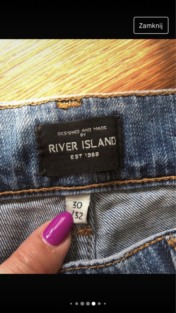 Spodnie dżinsowe  jeans  River Island  W30 L32 z dziurami  przetarcia