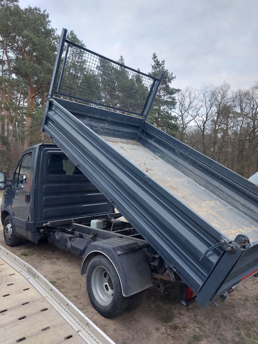 Usługi koparki 3t z operatorem, wywrotka 4t