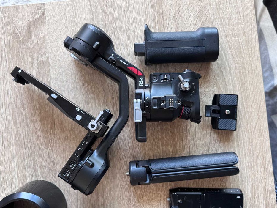 Fujifilm X-T5 + 3 objetivas + DJI RS4 — Kit completo