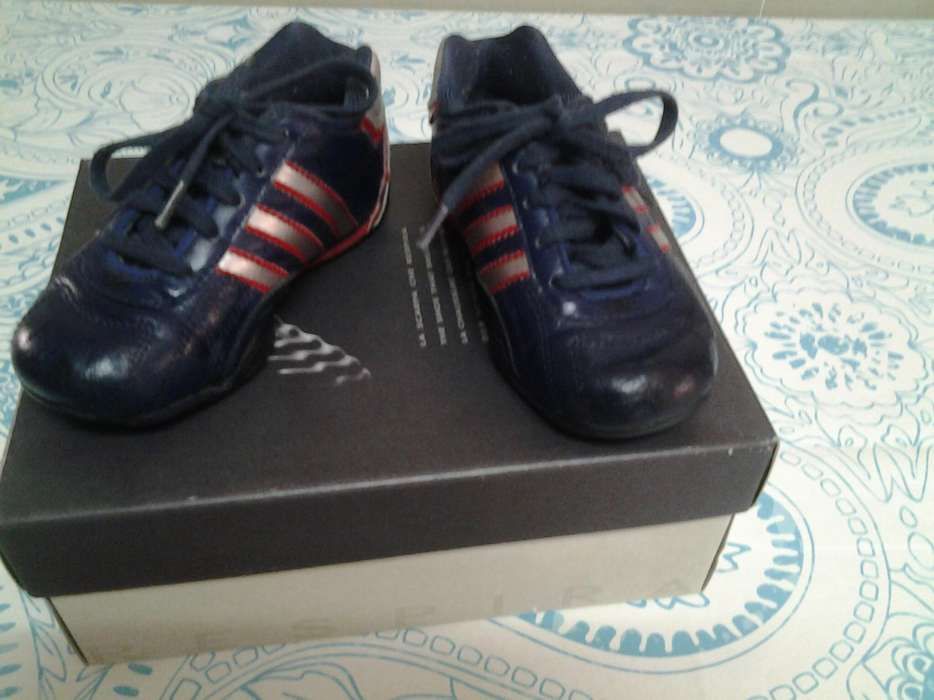 Ténis de criança da ADIDAS