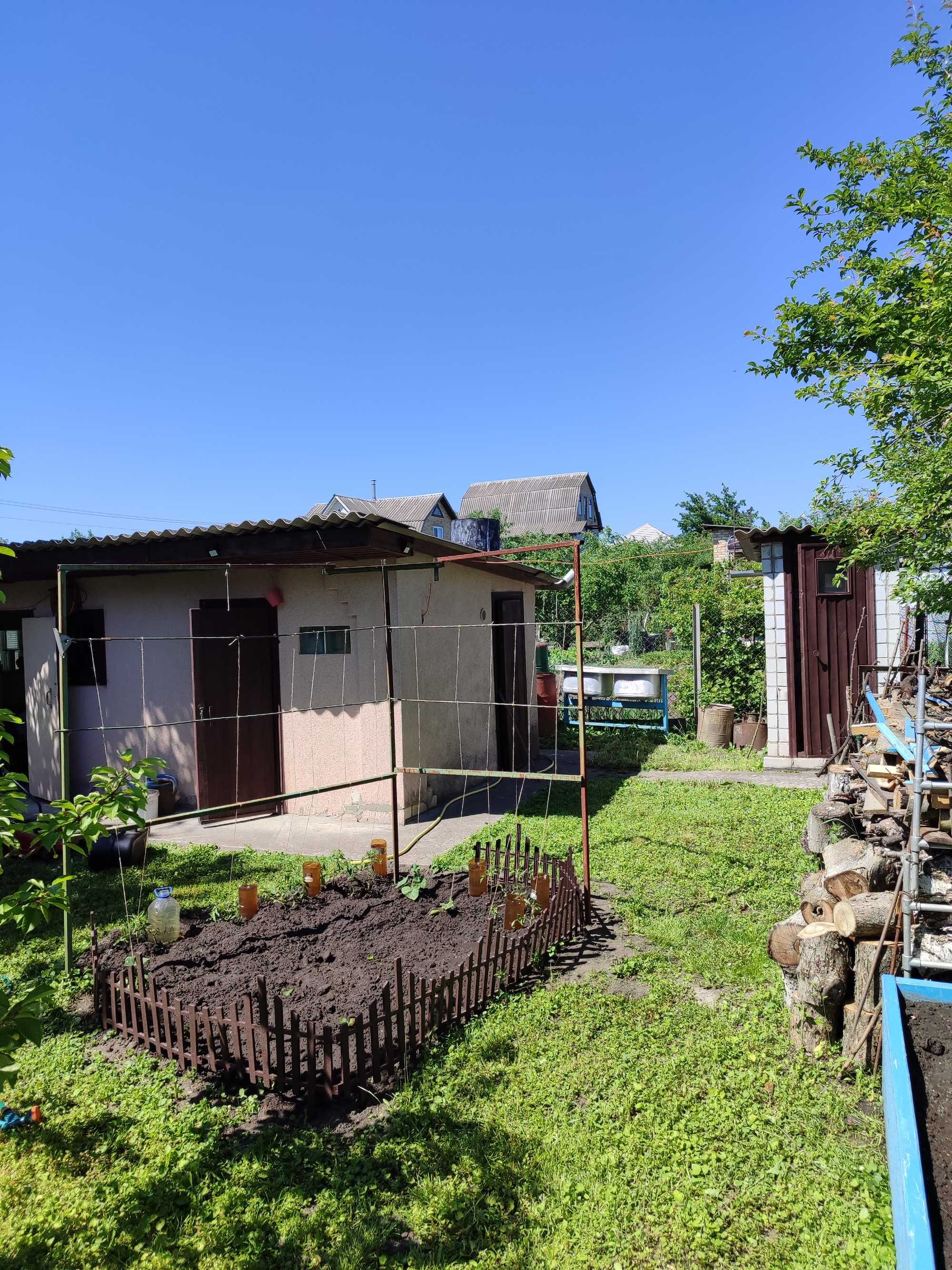Продам будинок-дачу