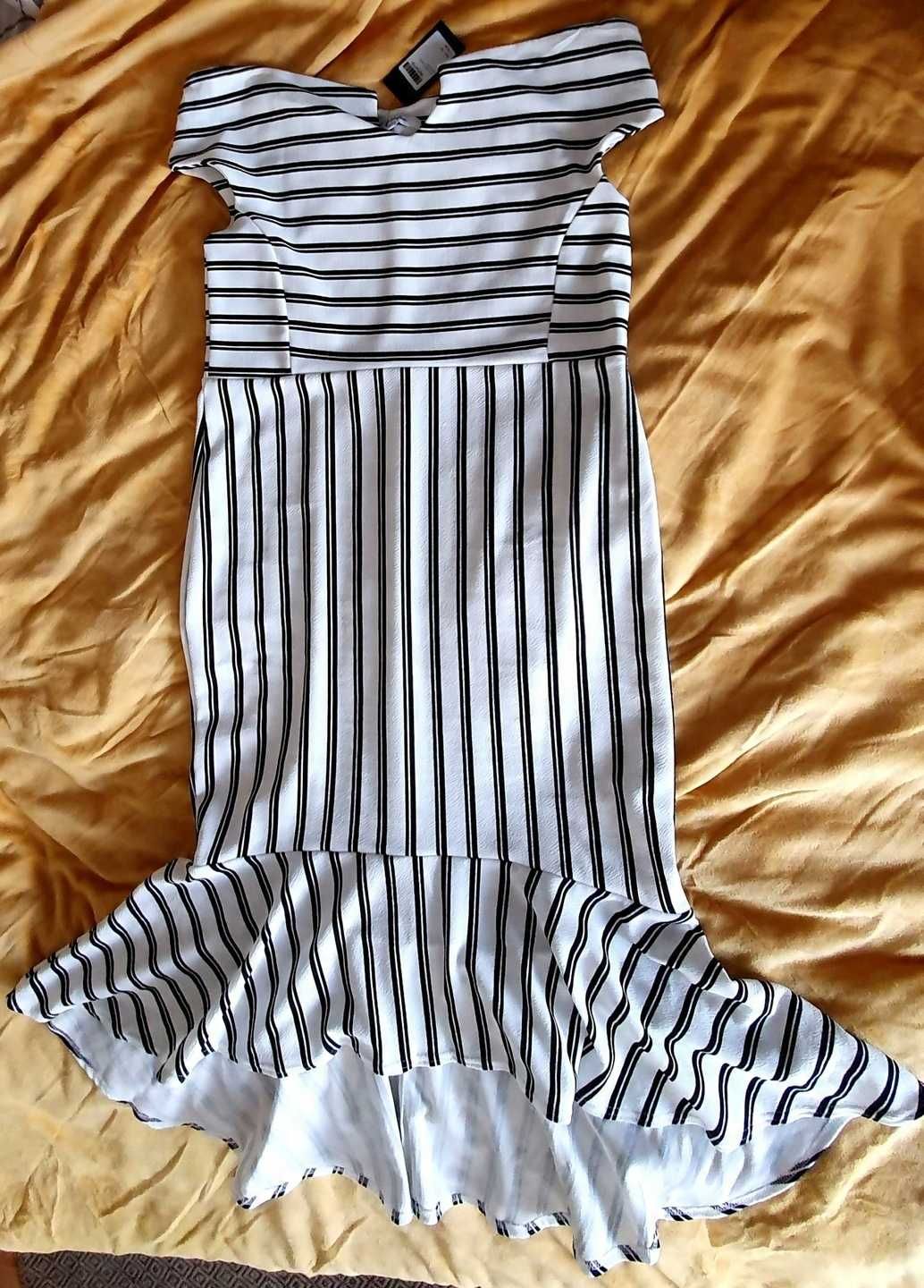 SimplyBe 48 lato wyszczuplająca SUKIENKA zwiewna w pasy 4XL