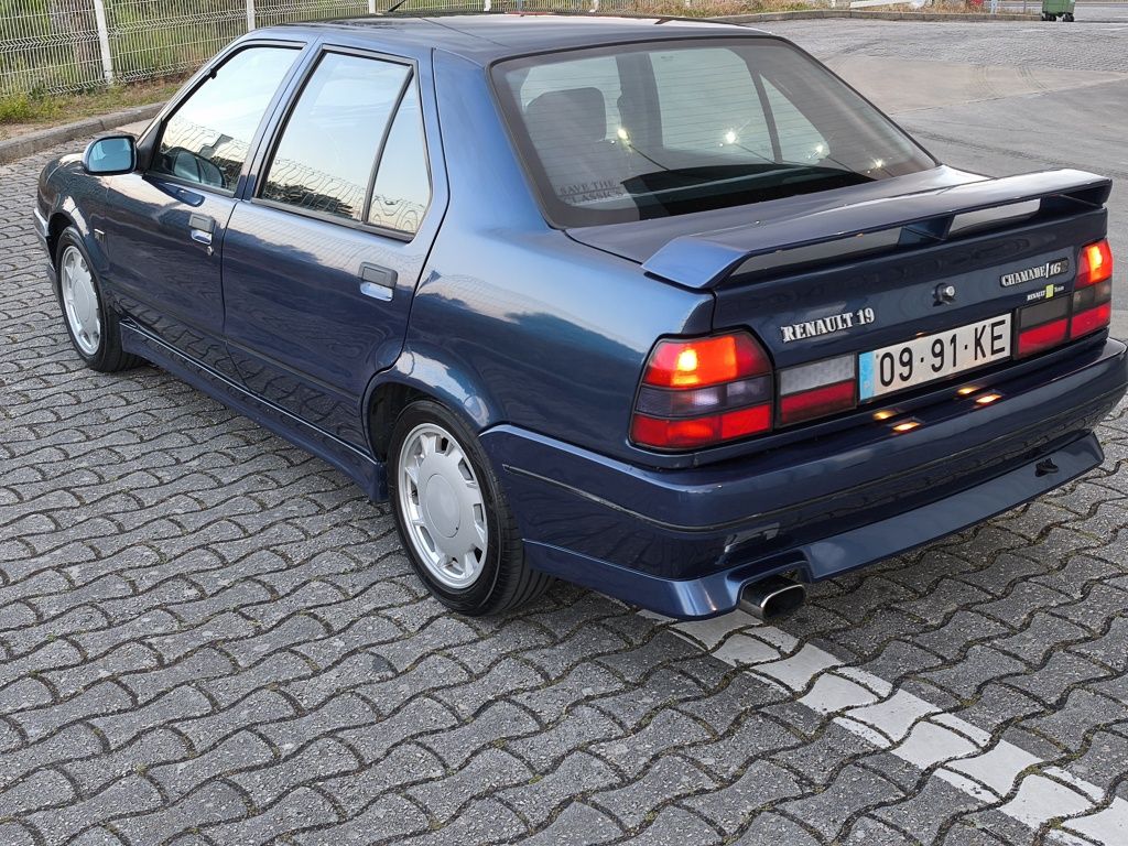 Renault 19 1.8 16v Chamade