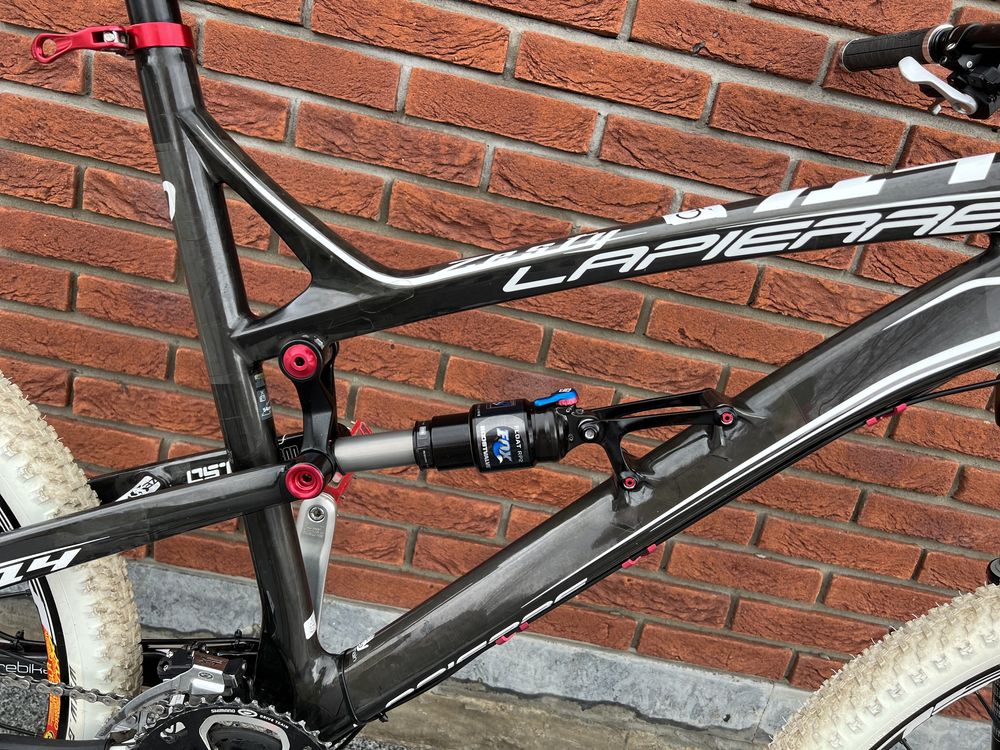 Двухподвес Lapierre Zesty 714 Carbon