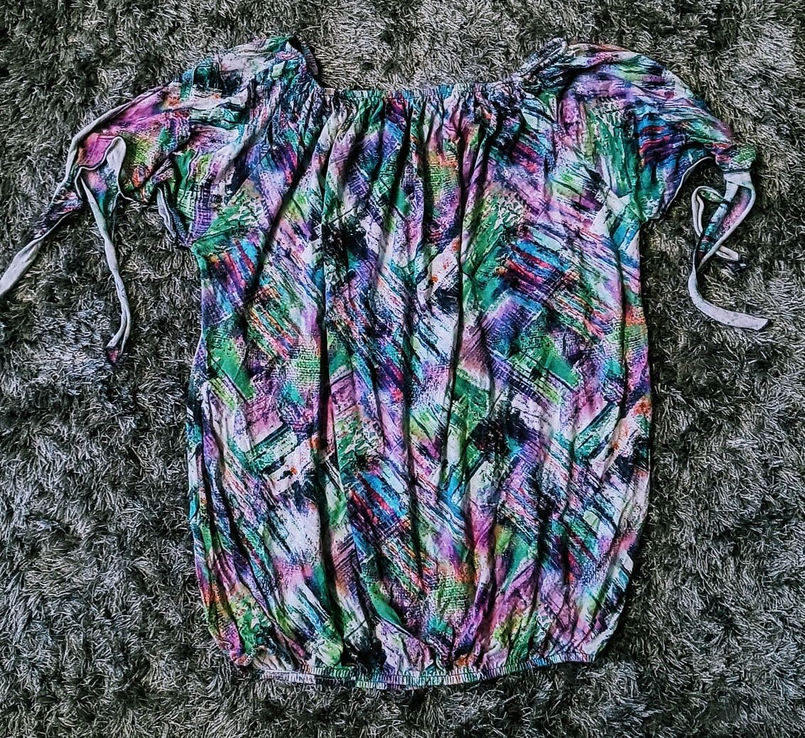 Bluzka rozmiar uniwersalny plus size stan bardzo dobry