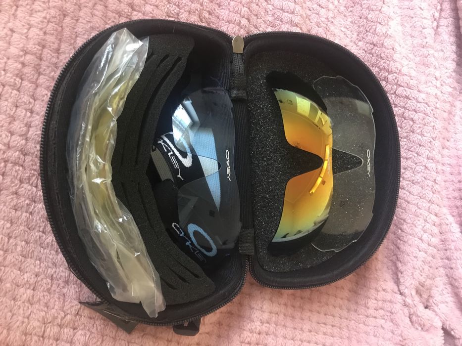 Чохол та скло тактичних окулярів Genuine software