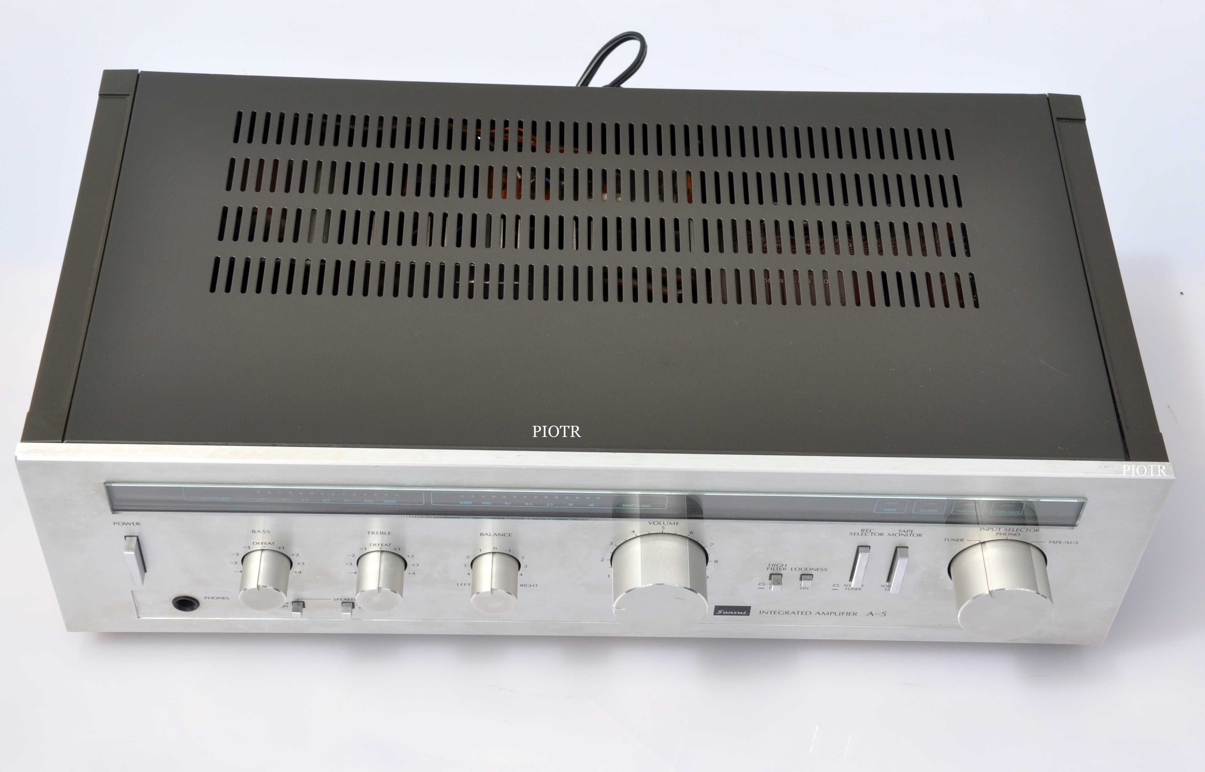 Wzmacniacz SANSUI A-5 z mojej kolekcji.