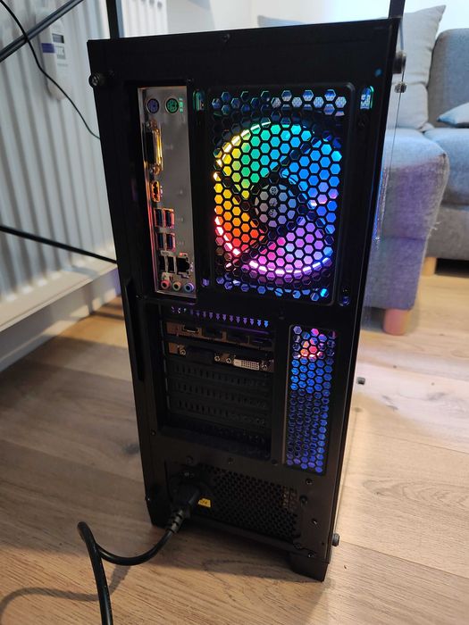 Komputer Gamingowy – Ryzen 5 2600 /GTX 960 /16 GB RAM+głośniki gratis