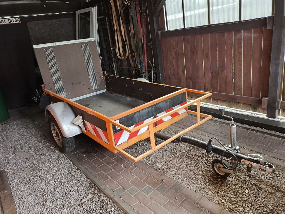 Przyczepka samochodowa lekka dmc 500 kg , Zarejestrowana w PL, mocna