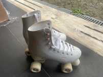 Patins novos brancos