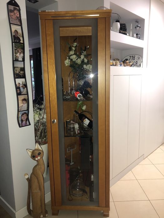 Witryna naroznikowa, drewno naturalne !