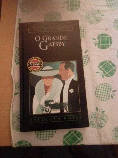 livro "O Grande Gatsby" de F. Scott Fitzgerald