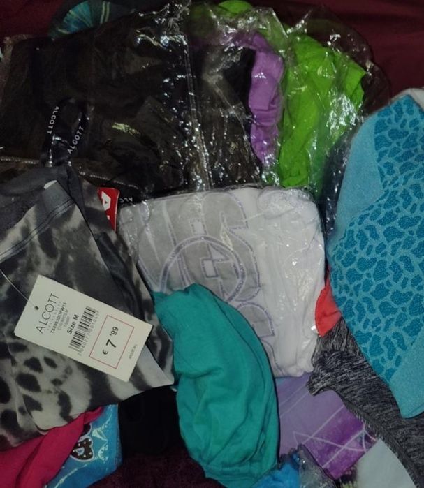 Огромным лотом 50шт женская новая одежда