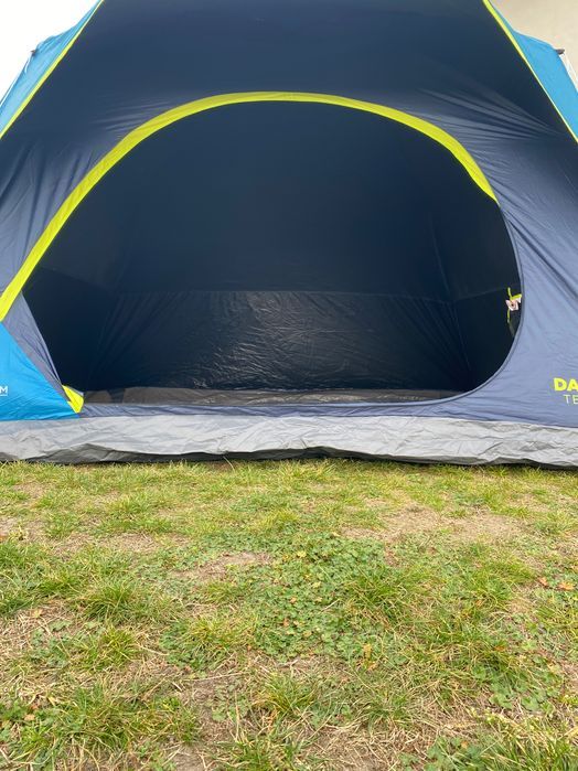 Coleman Skydome 6 namiot kempingowy 6 osobowy Dark Room