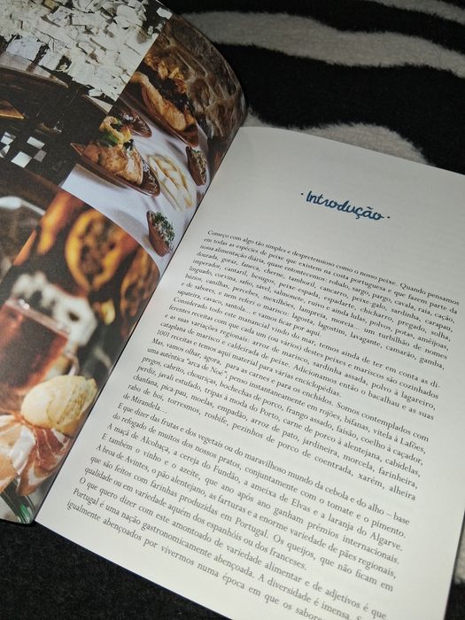 Livro Viagens pelas Receitas de Portugal NOVO