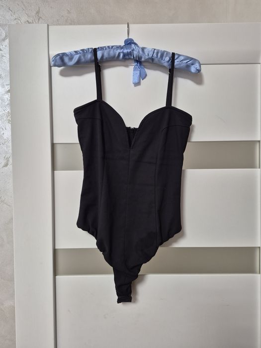 Чорний класичний боді Xs