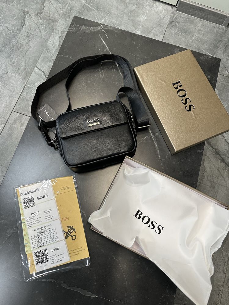 Шкіряна сумка Hugo Boss