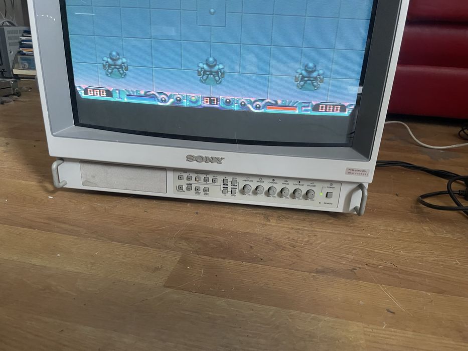 Monitor CRT Sony PVM 20"