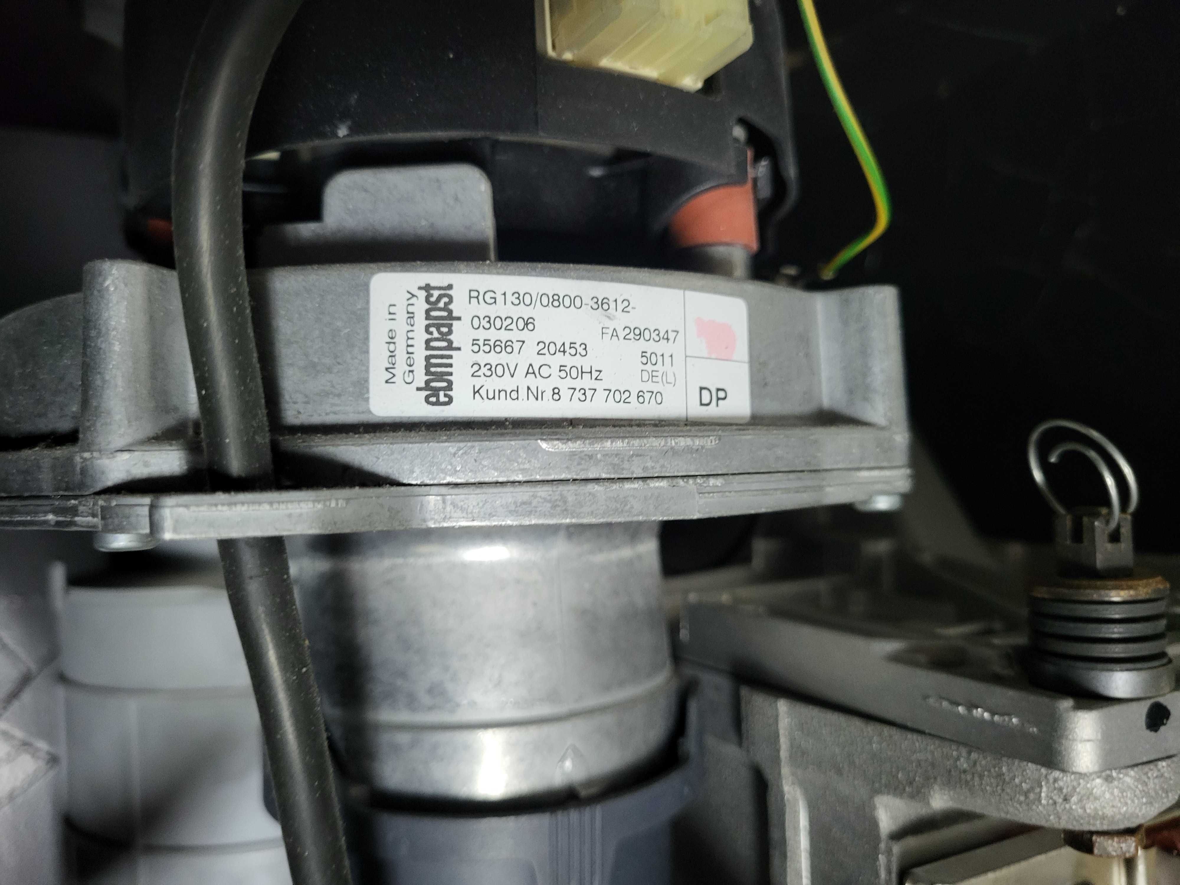 Junkers Bosch 30 HRC ZWBR 30-3A - piec gazowy kondensacyjny