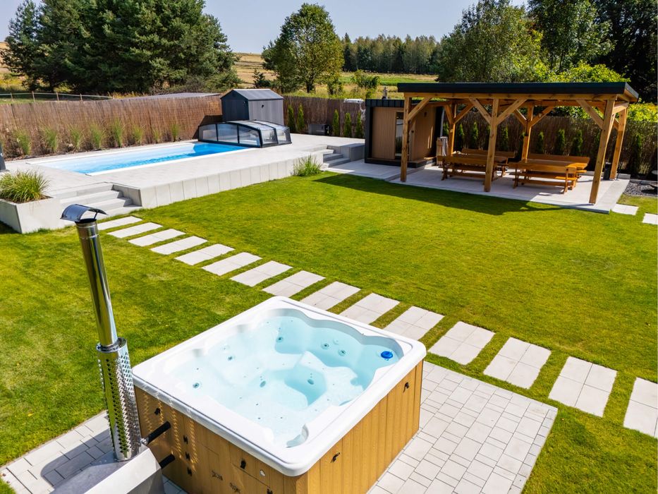 Domek z jacuzzi,  basen 30 stopni, 16 osob, sauna bilard, roztocze