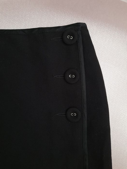 Спідниця з ґудзиками