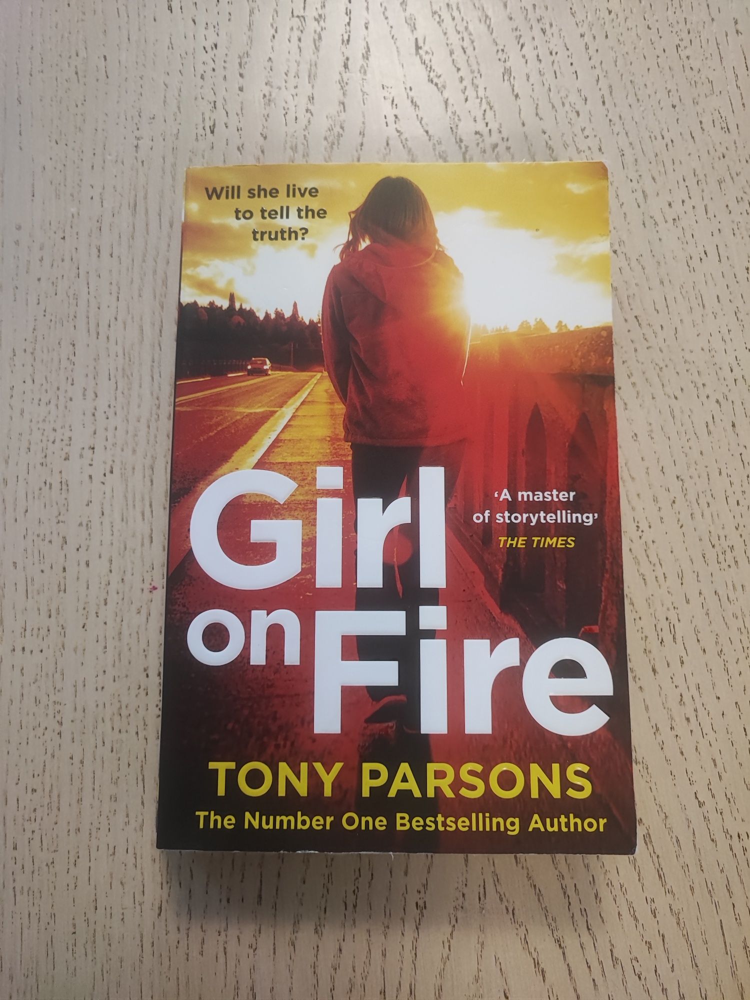 Girl on Fire, Tony Parsons, książka w języku angielskim