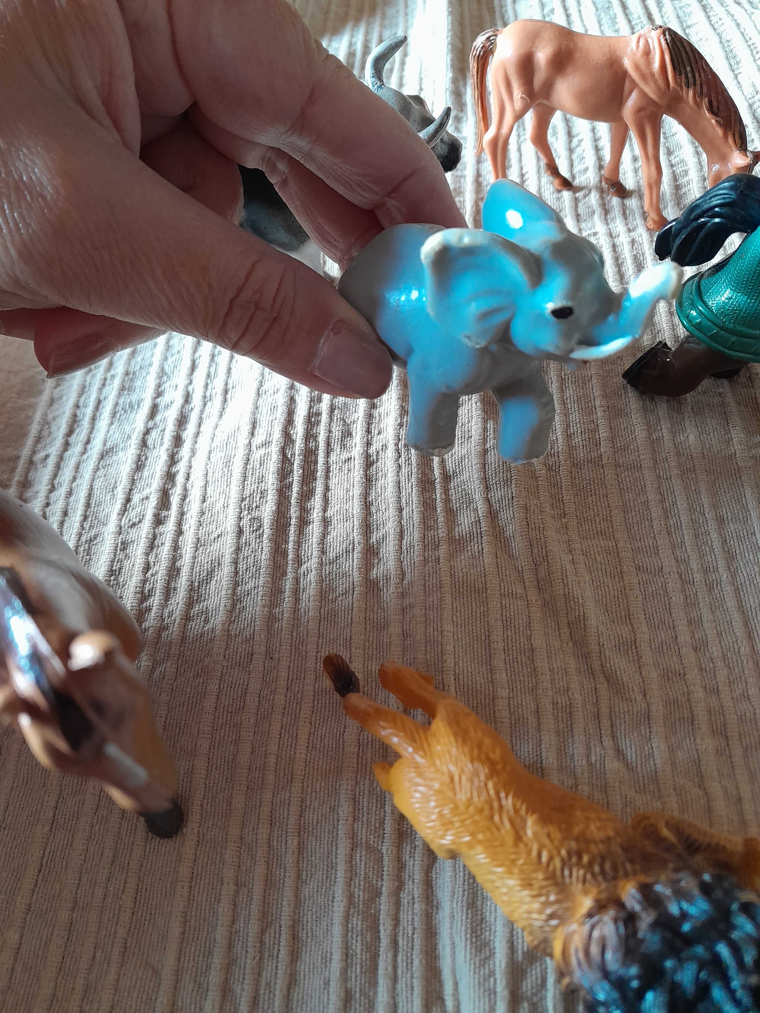 Conjunto de vários animais para brincar
