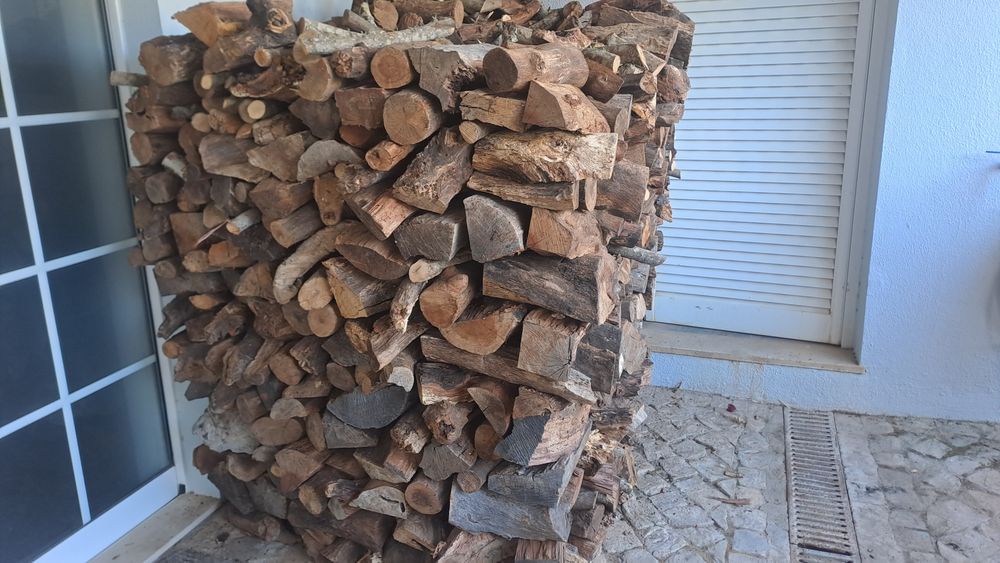 Lenha sobro e mistura  firewood