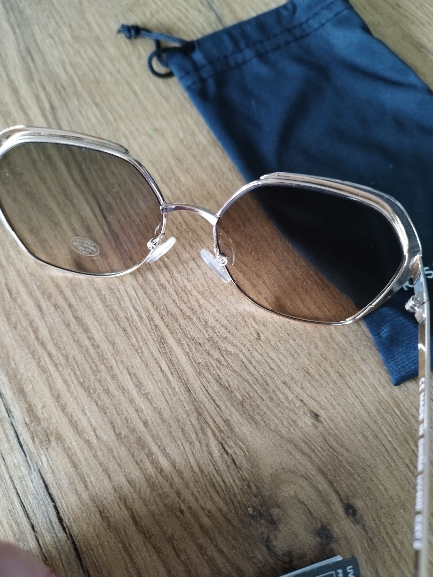 Nowe okulary przeciwsłoneczne Reserved