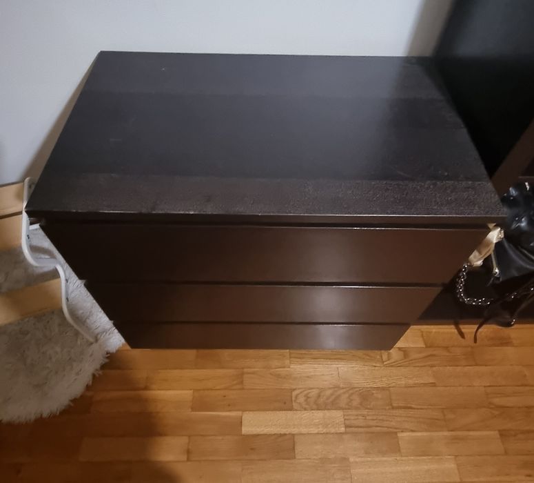 Cómoda com 3 gavetas