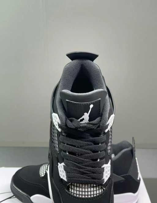 Jordan Air Jordan 4 Retro White Thunder r.46