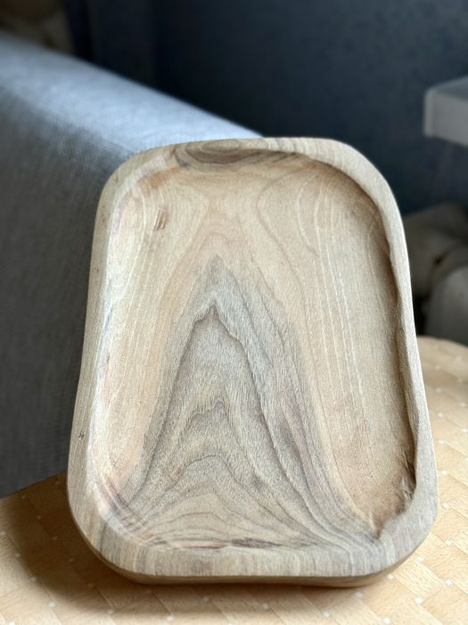 Дереві’яна дошка для прикрас, деталей, цукерок та фруктів