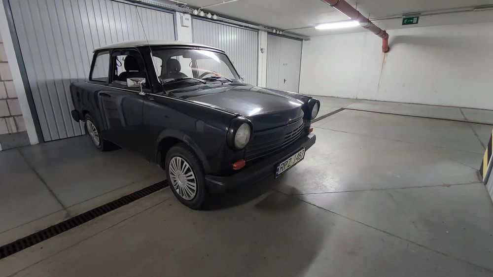 Trabant  Trabant 1.1 1991 sedan, garażowany Kraków