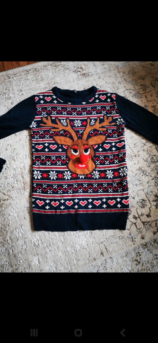 Sweter świąteczny,  sweterek z reniferem