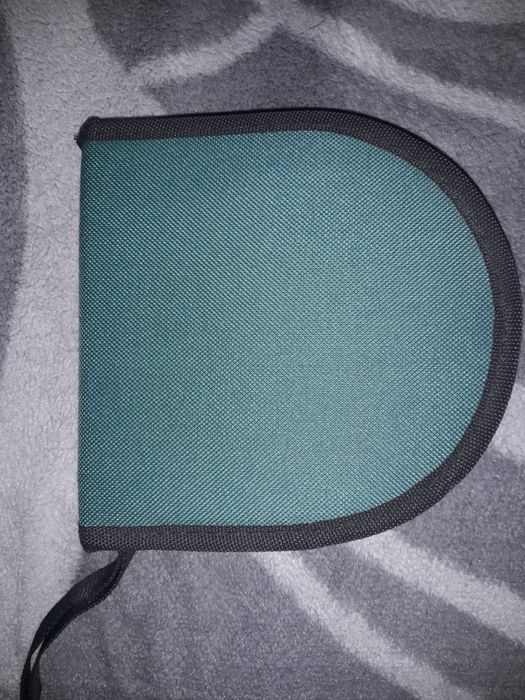 Etui na płyty cd i DVD