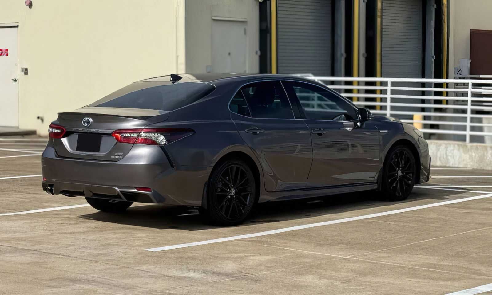 2021 Toyota Camry Hybrid XSE