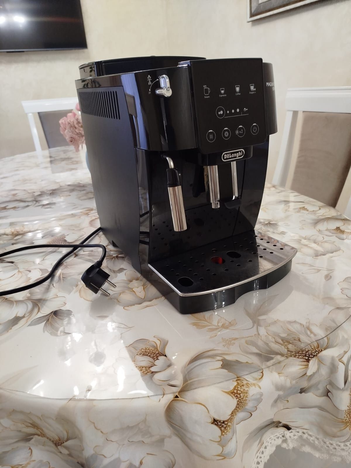 DeLonghi Magnifica START