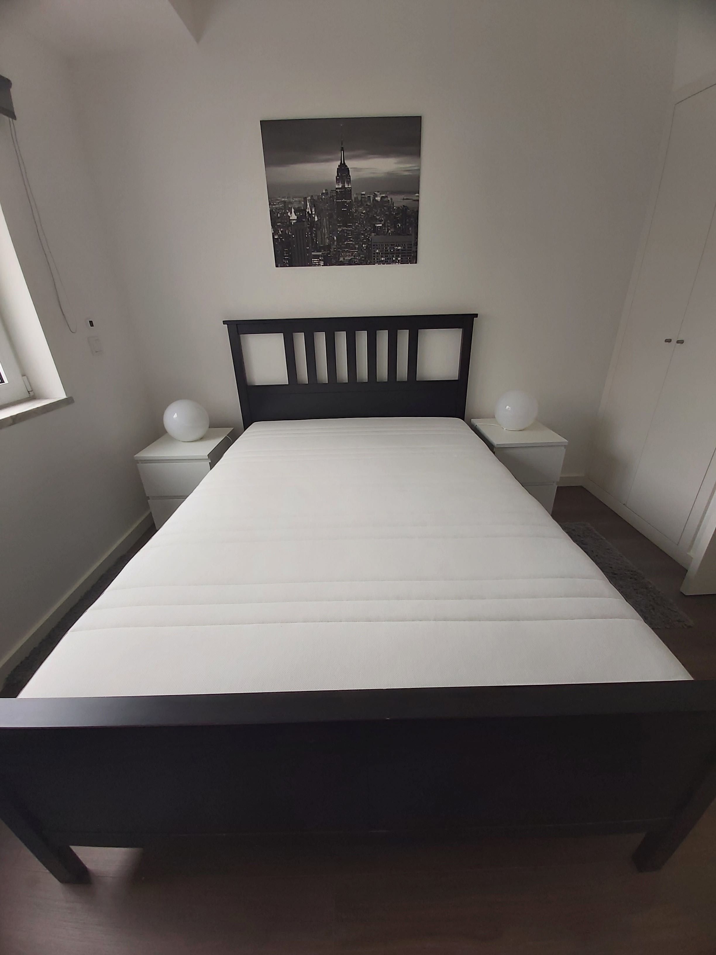 Cama de Casal IKEA Hemnes c/ possibilidade de incluir colchão