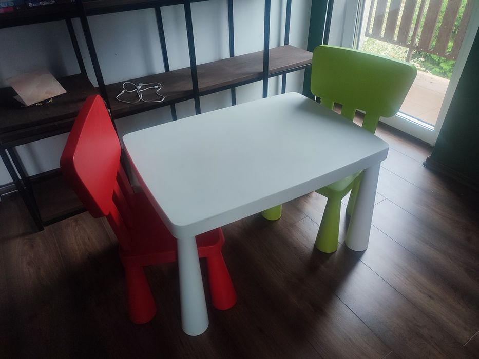 Mamut Ikea krzesło stolik