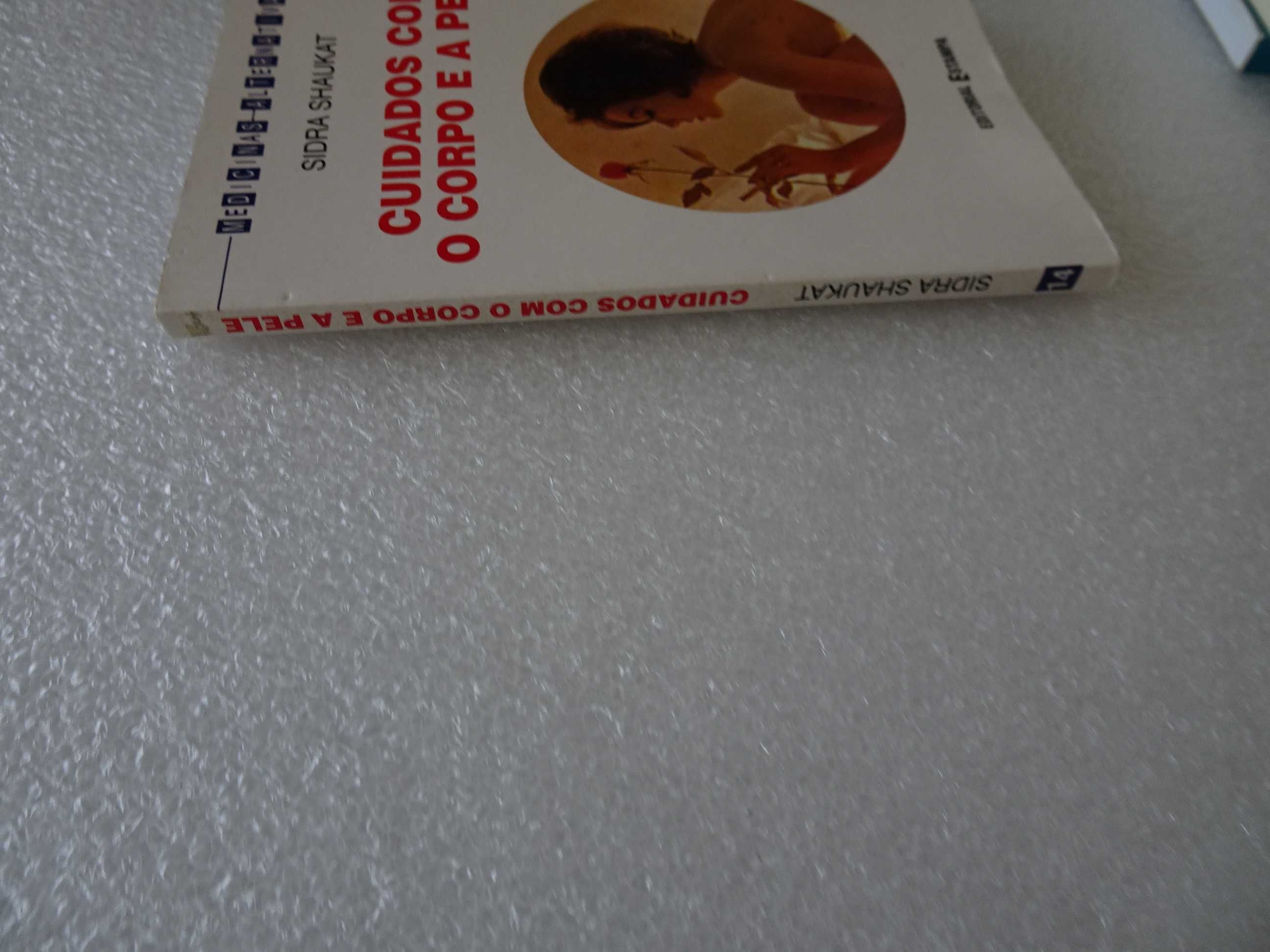 Livro - Cuidados com o corpo e a pele - Sidra Shaukat