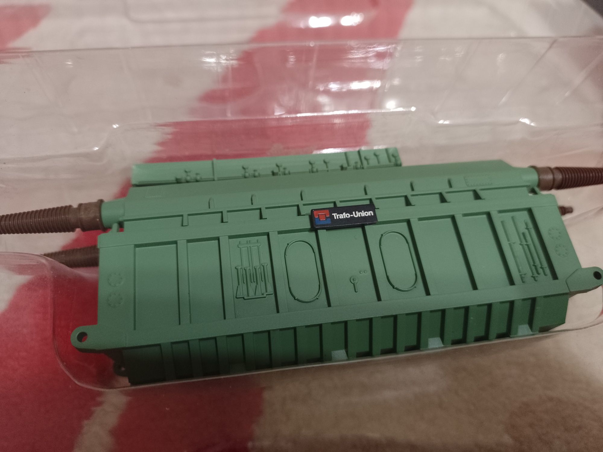 Liliput Transformator 14 osiowy L220901 H0 1:87