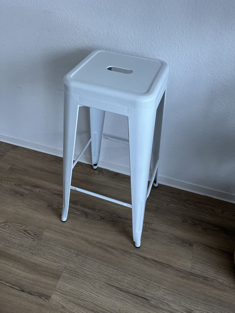 Hoker stołek barowy wysoki GoodHome