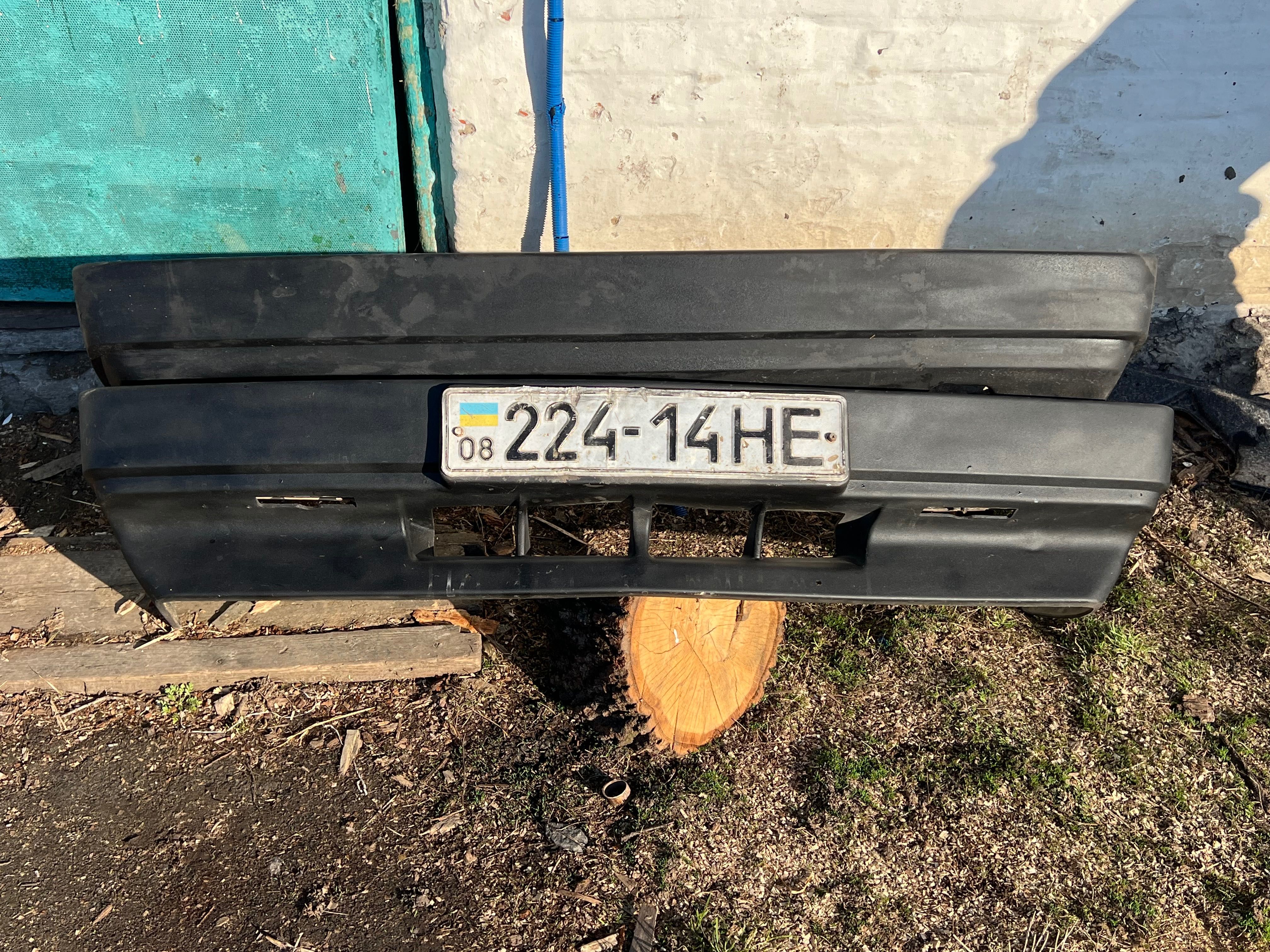 Передній та задній бампер ВАЗ 21099