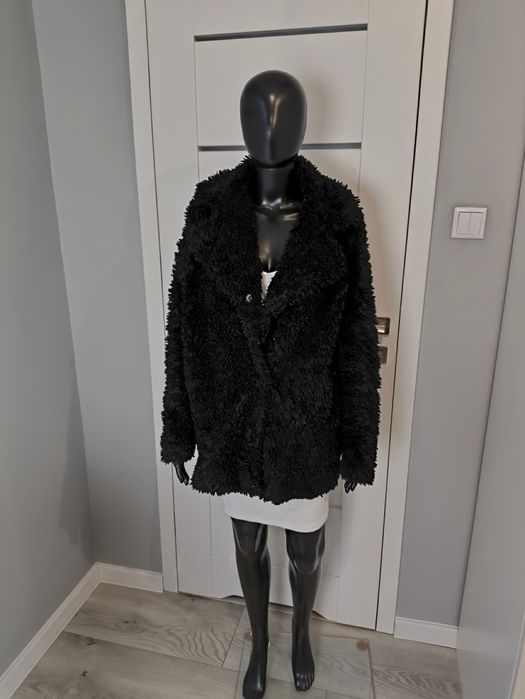 Futerko damskie płaszczyk Mohito rozmiar XS oversize