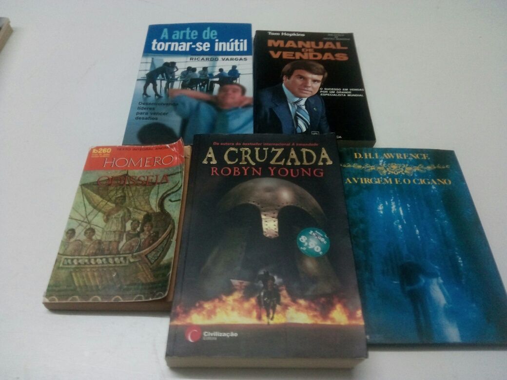 Livros Diversos.