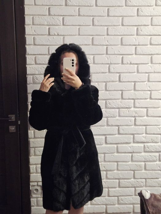 Продам мутоновую шубу