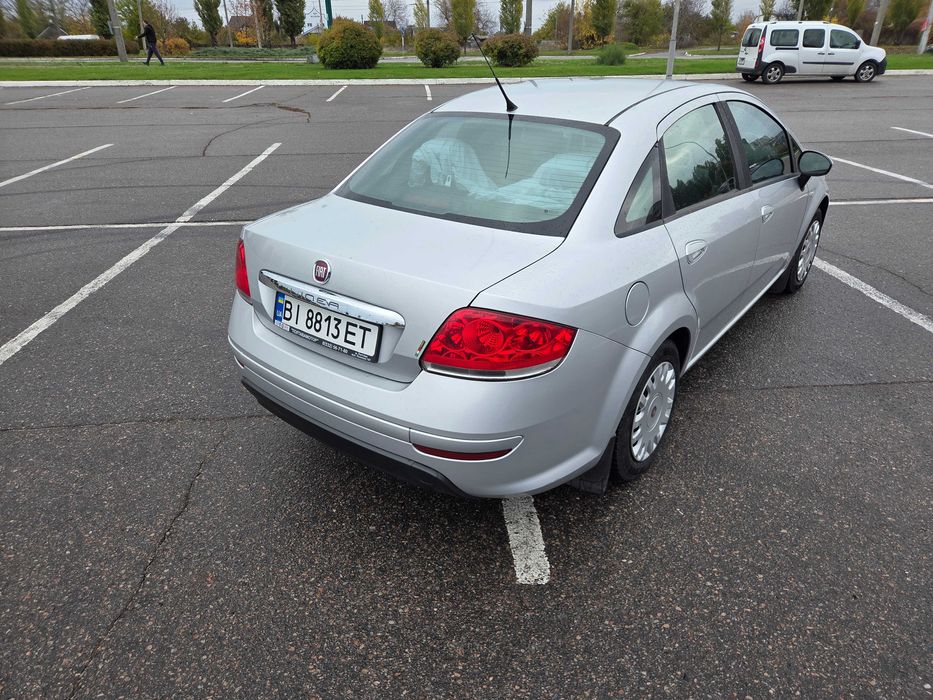 Fiat Linea 2013 рестайлінг (1.4 77 к.с.) Газ/Бензин - Ідеальний стан