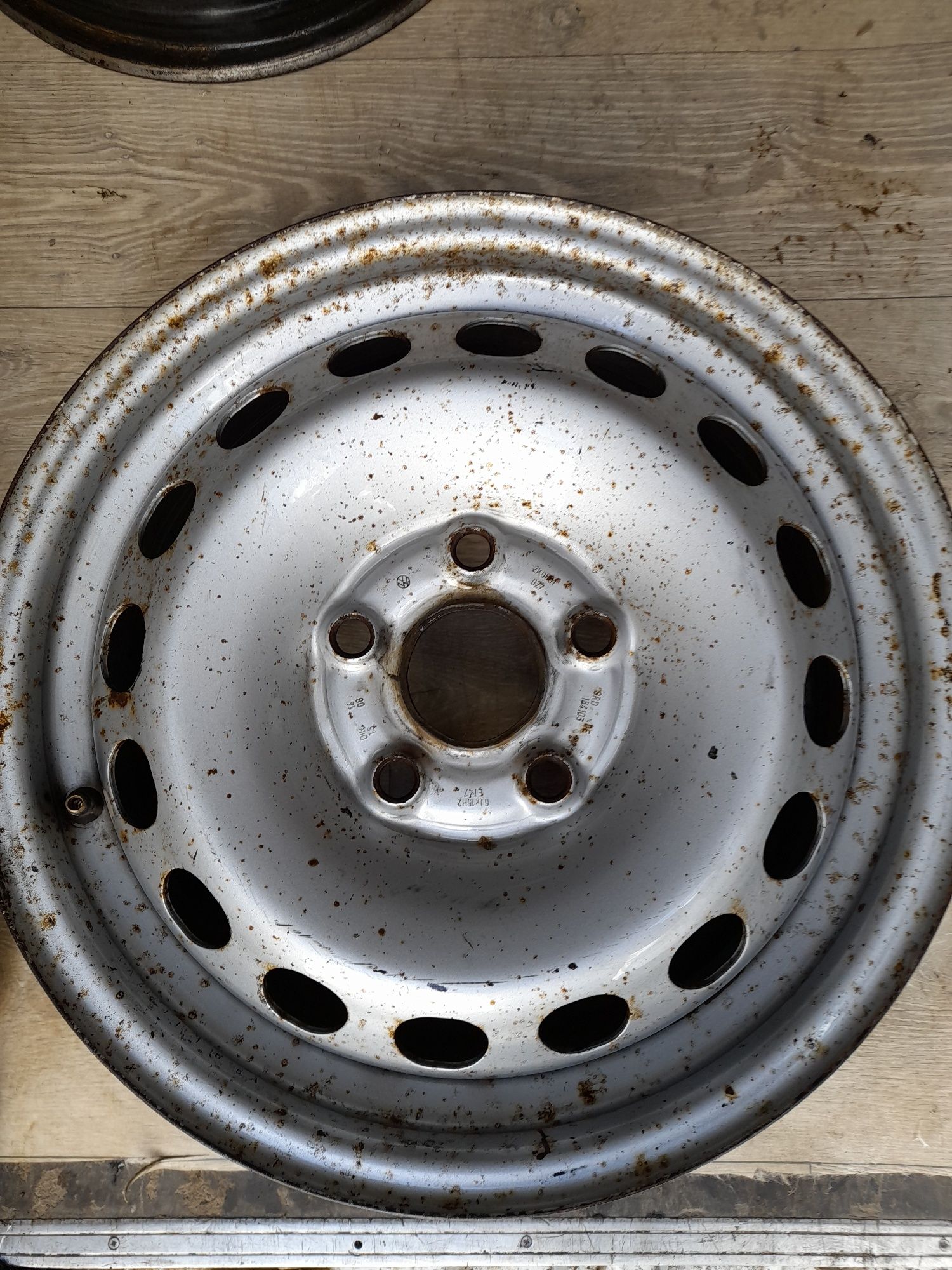 Продам ОРИГІНАЛЬНІ 15" б/в диски стальні 6Jx15H2 5/112 ЕТ 47 а/м VW, S