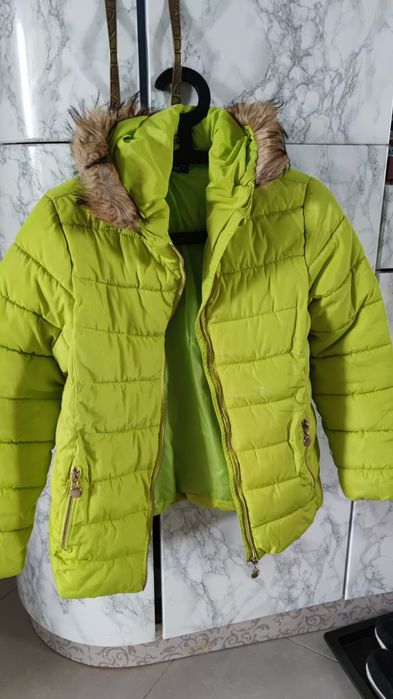 Kurtka dziewczęca zimowa 152
