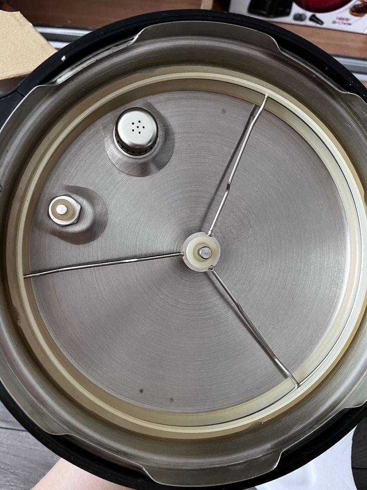 Мультиварка скороварка Redmond RMC PM381